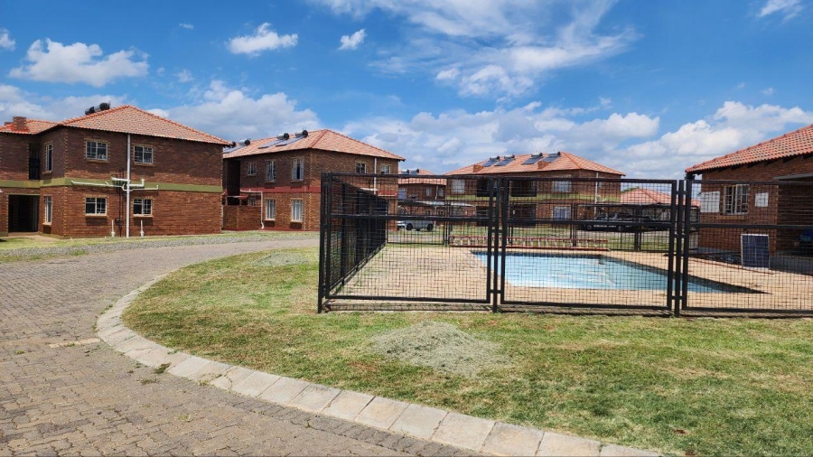 3 Bedroom Property for Sale in Waterval East North West